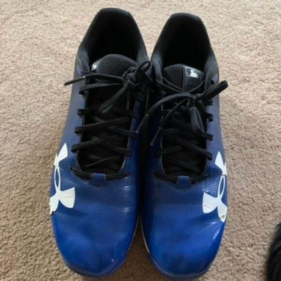 Under Armour Size 10 Baseball Cleats Spikes - Picture 1 of 11